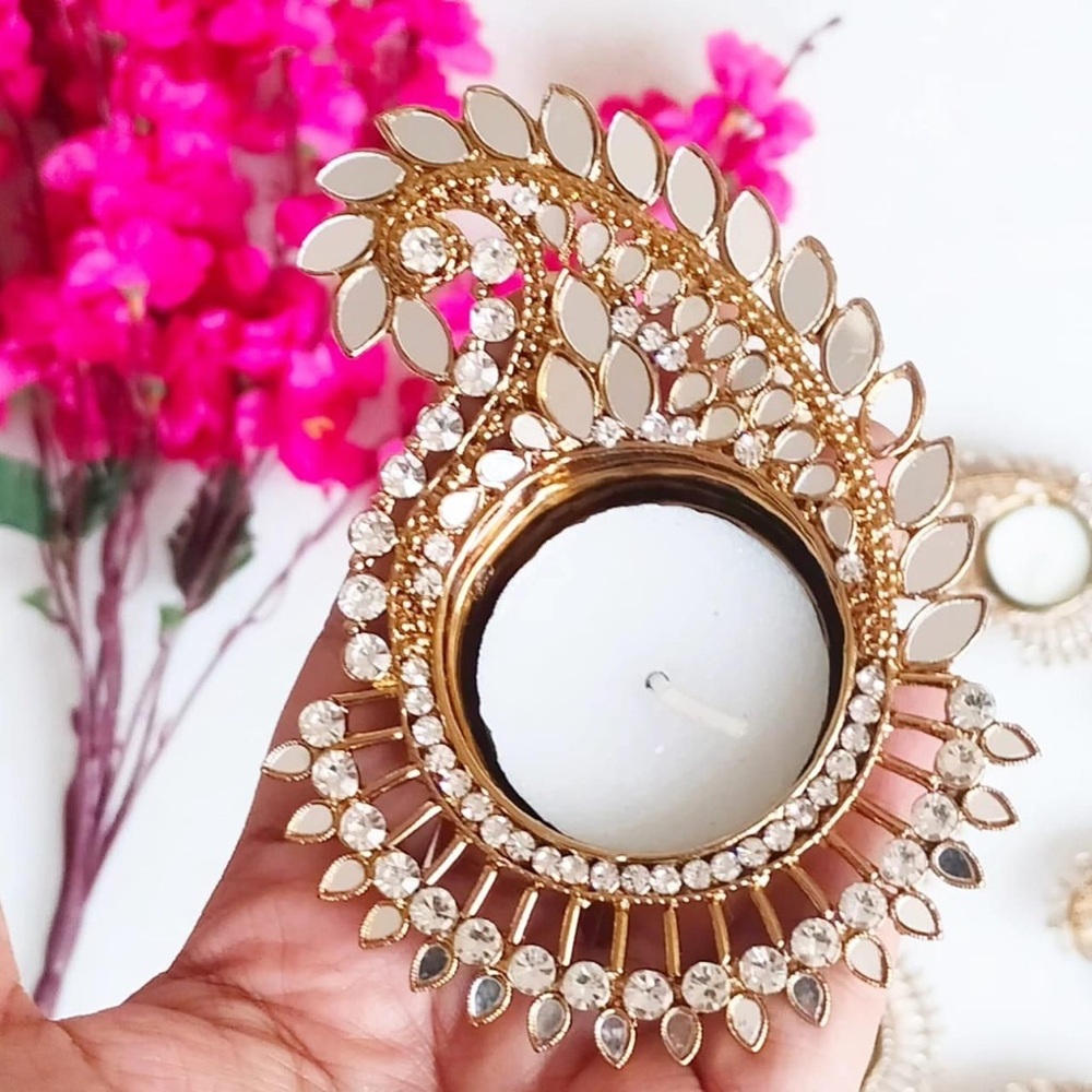 Tealight holder